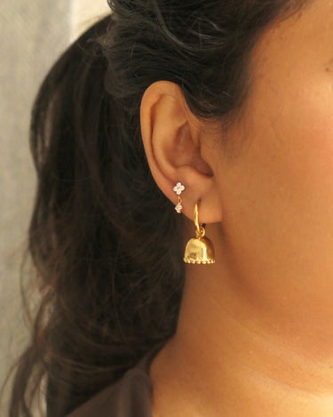Flower Drop Flatback Stud