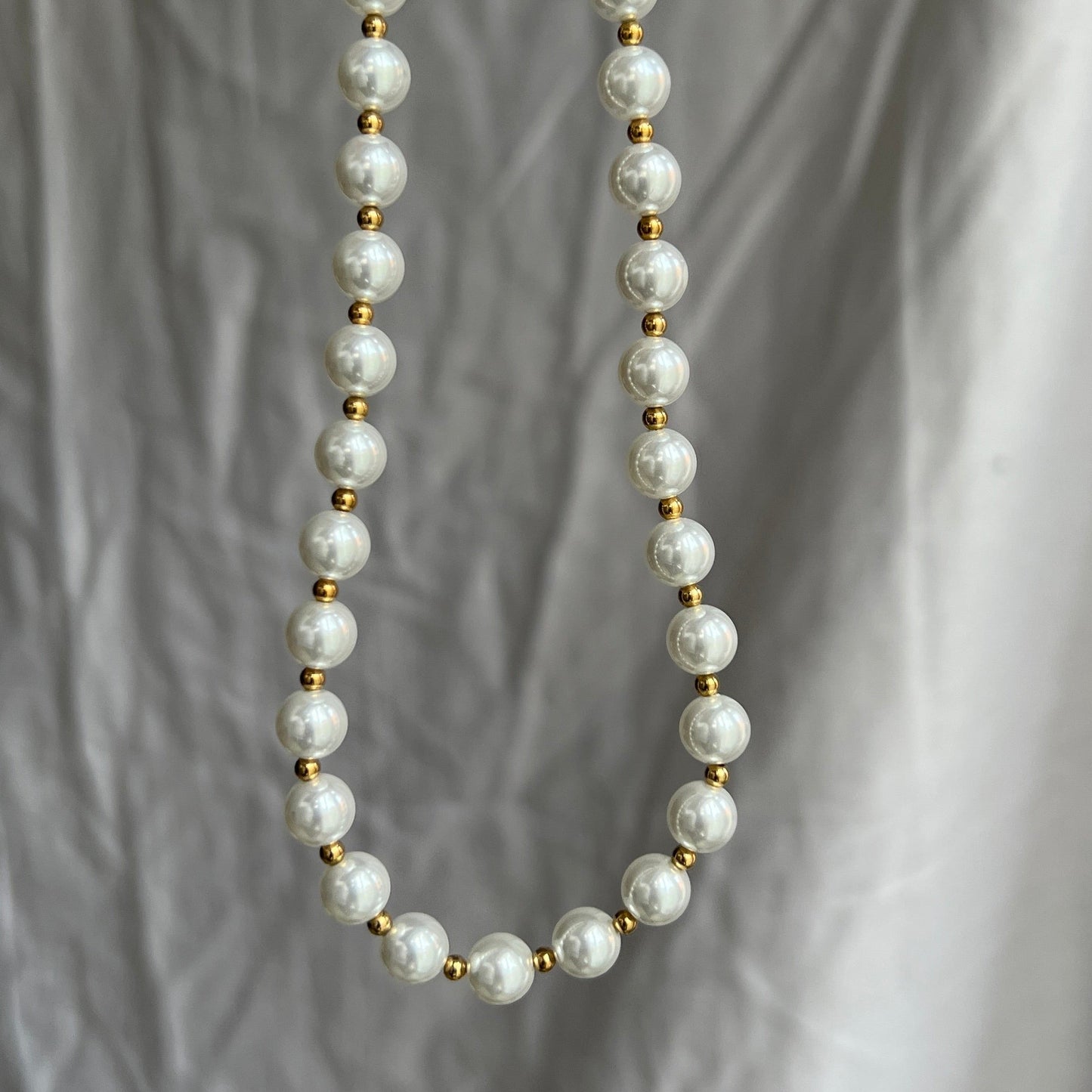 Pearl Beaded Choker