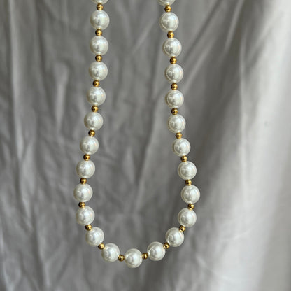 Pearl Beaded Choker