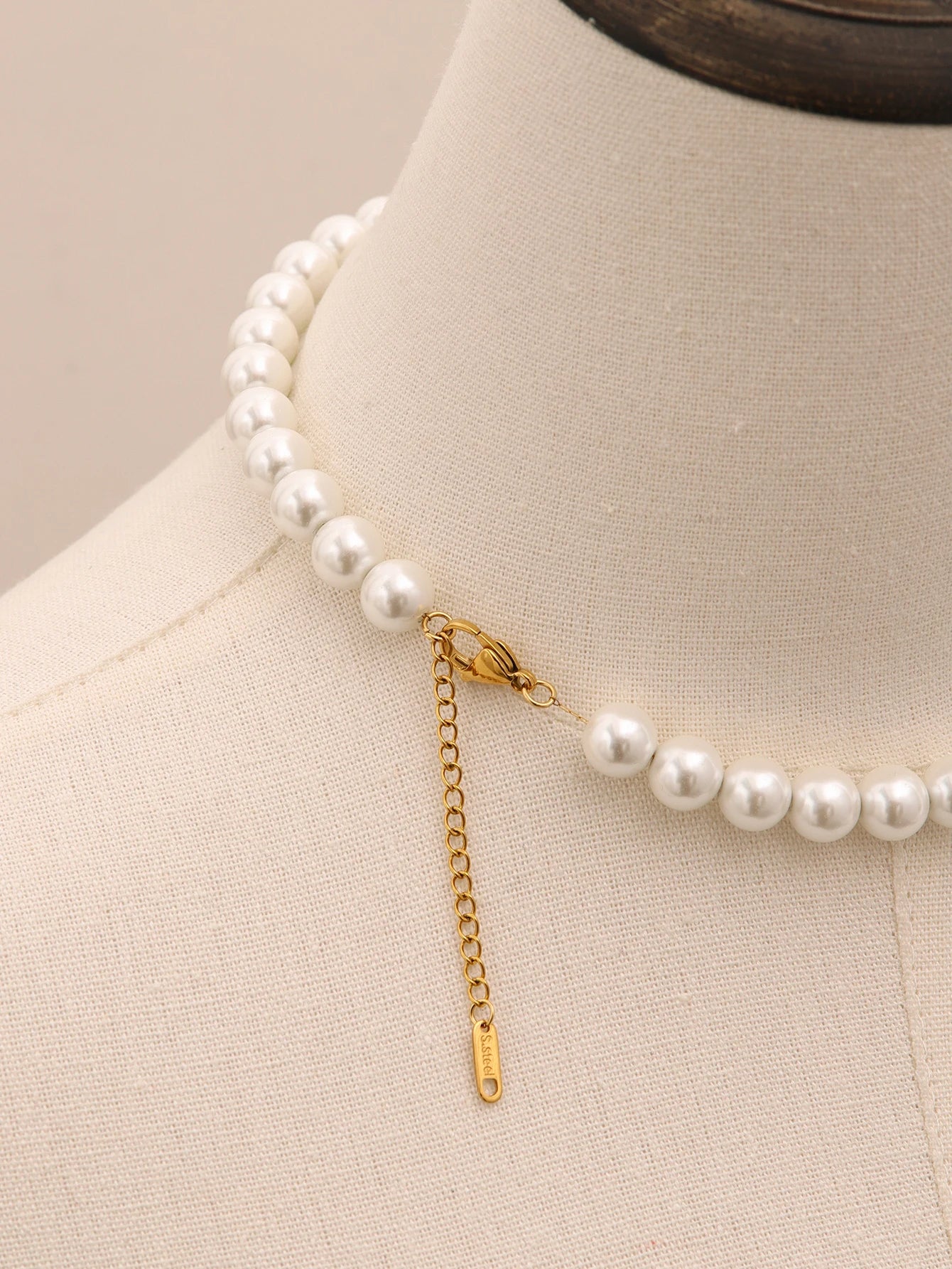 Baroque Pearl Choker