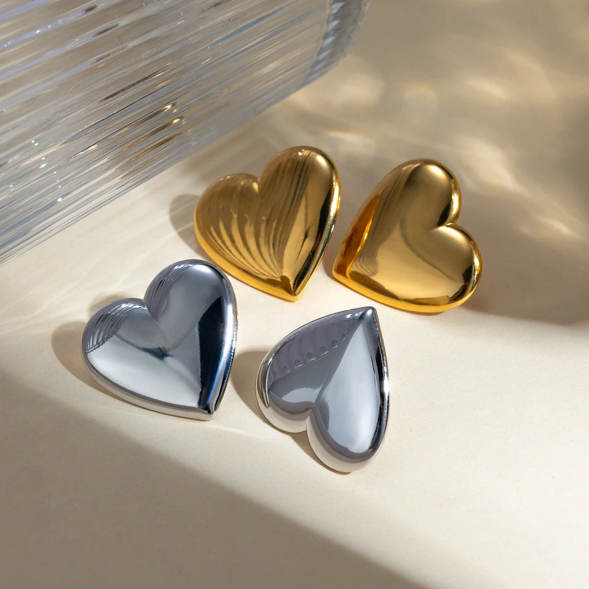 Bold Heart Stud