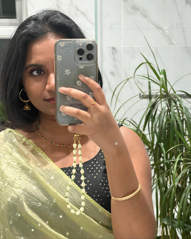 The Jasmine Phone Chain