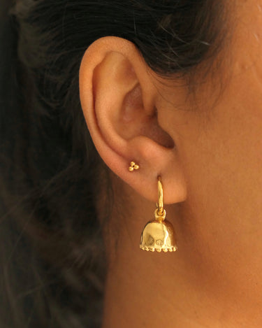 Beaded Flatback Stud