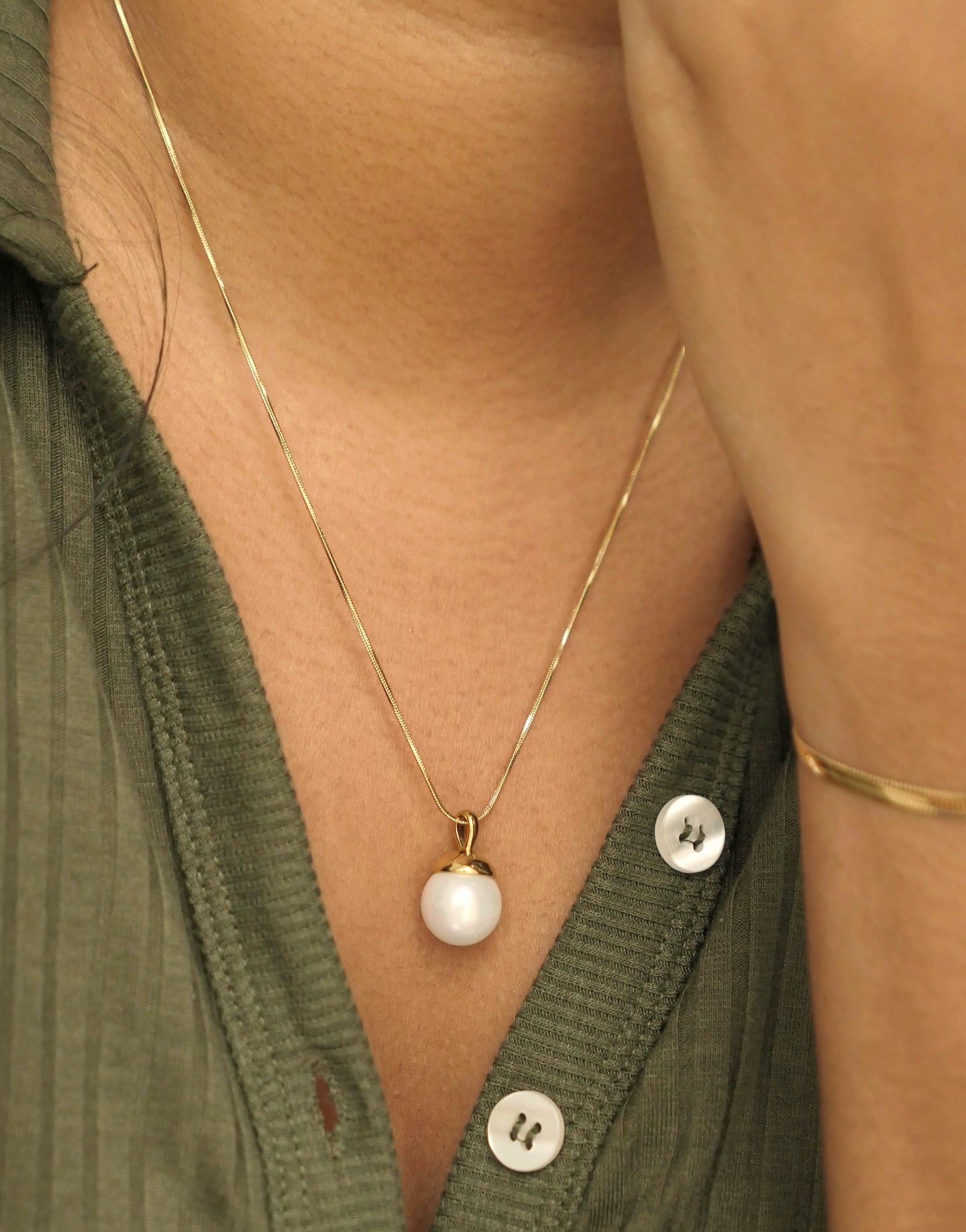 Chunky Shell Pearl  Necklace