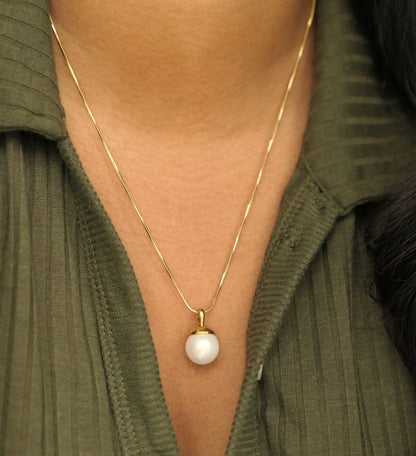 Chunky Shell Pearl  Necklace