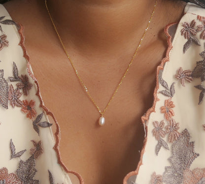 Pearl Pendant Necklace